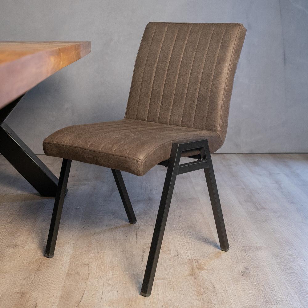 ALLE_STOELEN_LOS-91_ca38a8a4-6948-4836-ab5a-c5eee567a24f
