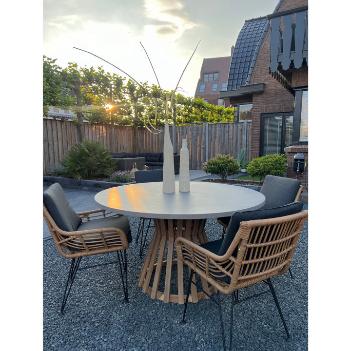 buiten-living-elzas-carlos-taupe-dining-tuinset-5_6_720x_webp_23ec2355-82b0-493d-a962-c51a0967d67f