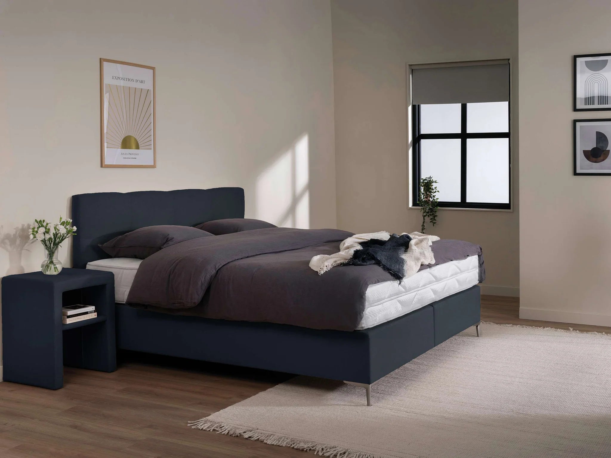 boxspringpisalotus_B00002291_10_main_2048x_645fad99-b753-4af2-bbb4-da9c5eafc4d0