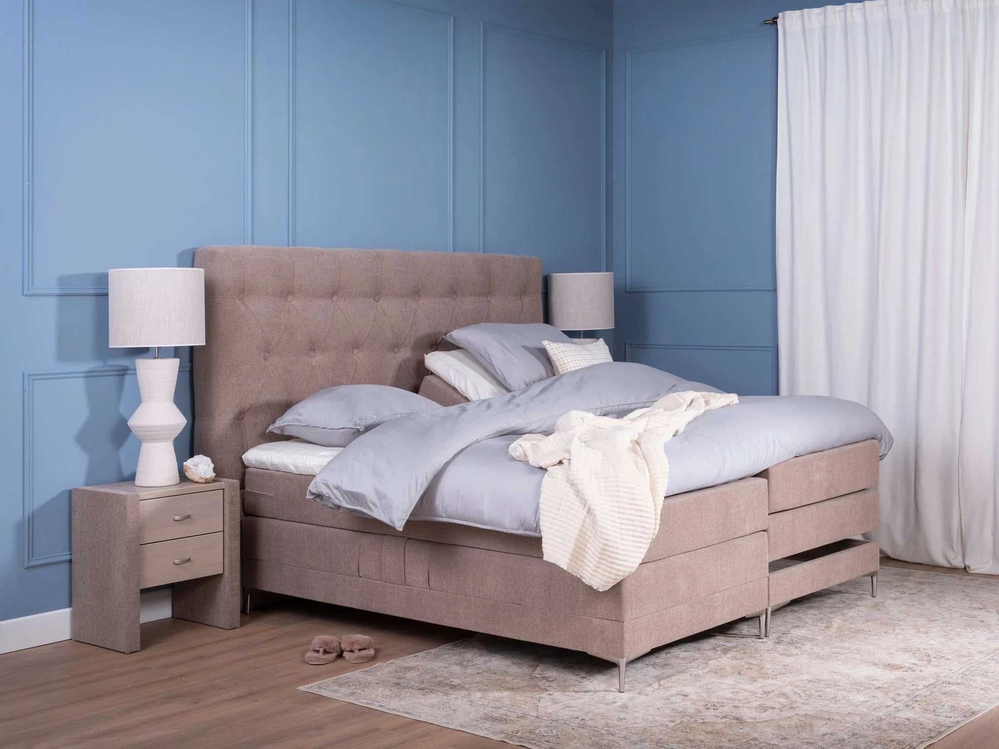 boxspringupsallaelektrisch153cmhoog_B00001952_10_main_2048x_12f11ce7-1a69-4301-b13e-7e1d1dfef7e5